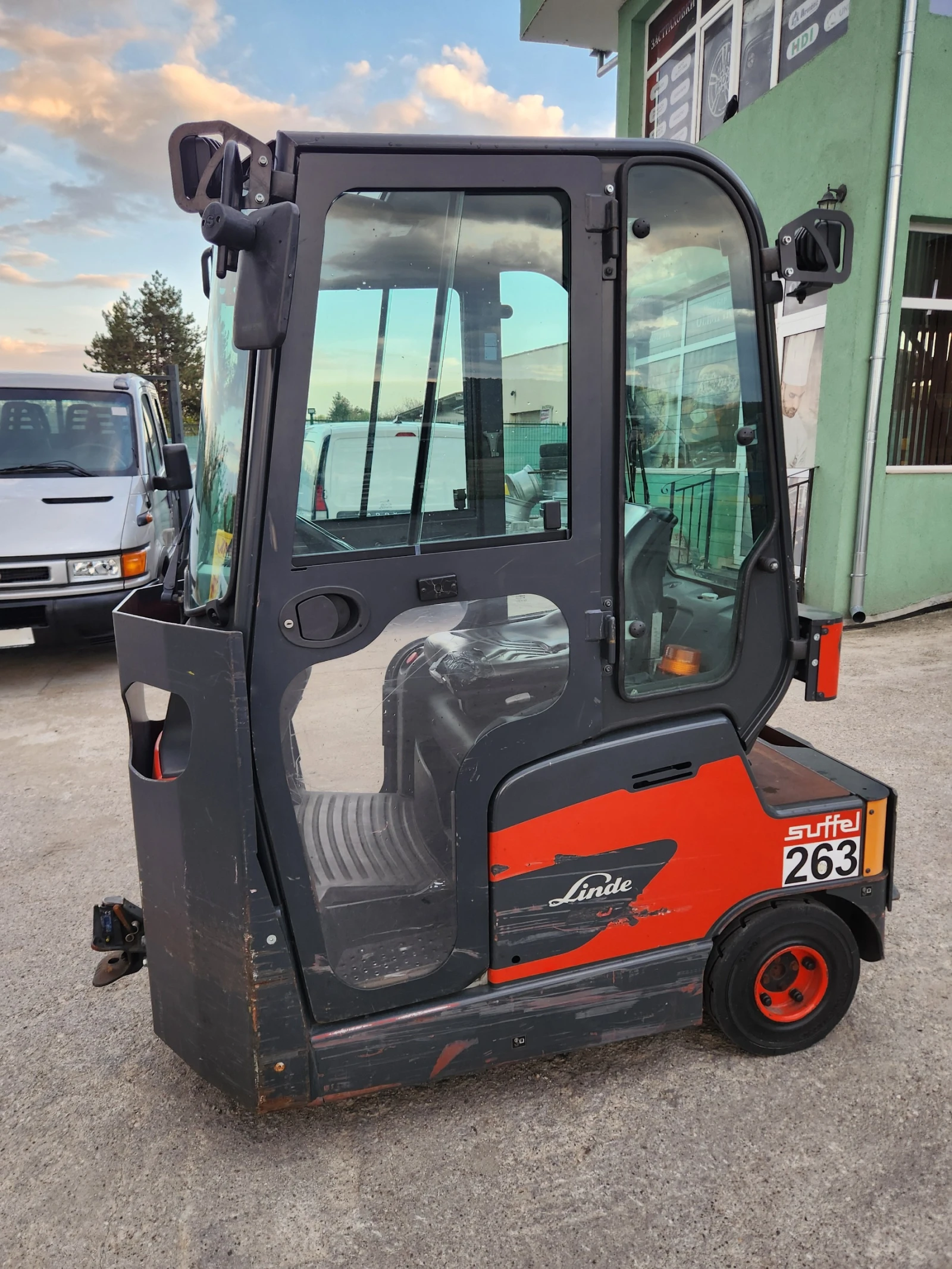    BULL 5N CAB | Mobile.bg   15