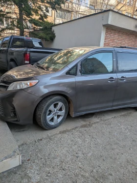 Toyota Sienna, снимка 4