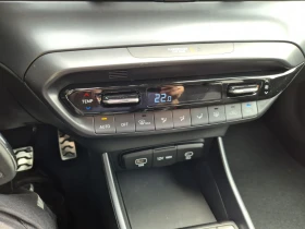Hyundai Bayon 1.0 - Petrol - Manual, снимка 16