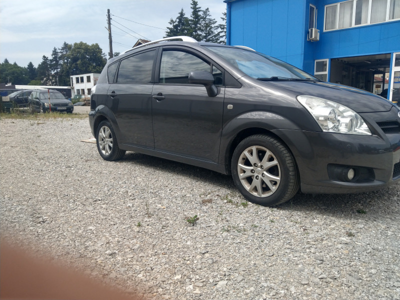 Toyota Corolla verso Промоция, снимка 4 - Автомобили и джипове - 46167674