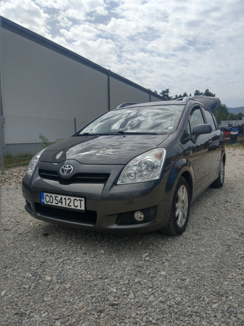 Toyota Corolla verso Промоция, снимка 6 - Автомобили и джипове - 46167674