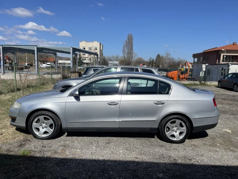 VW Passat B6 1.6FSI, снимка 5 - Автомобили и джипове - 46626217