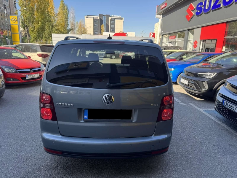 VW Touran 1.9TDI, снимка 4 - Автомобили и джипове - 47968151