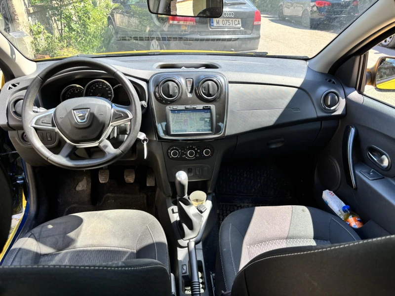 Dacia Logan лек, снимка 11 - Автомобили и джипове - 48174483