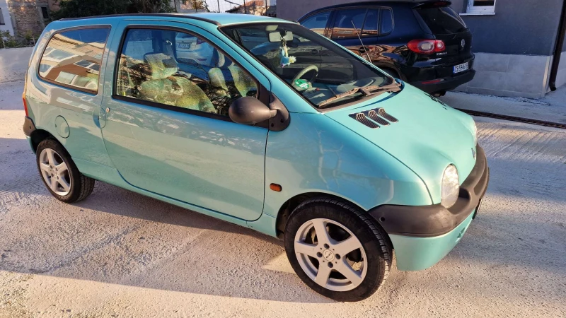 Renault Twingo, снимка 2 - Автомобили и джипове - 49393525