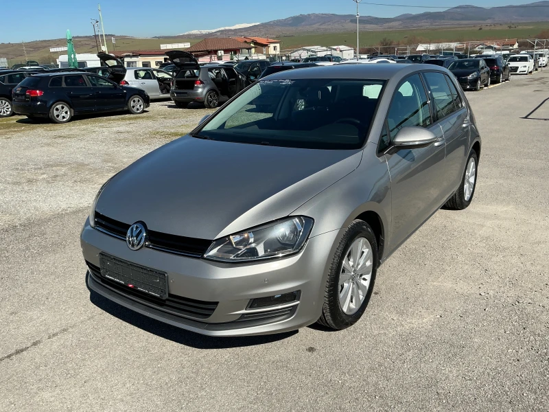 VW Golf 1.6 TDI, снимка 3 - Автомобили и джипове - 49402591