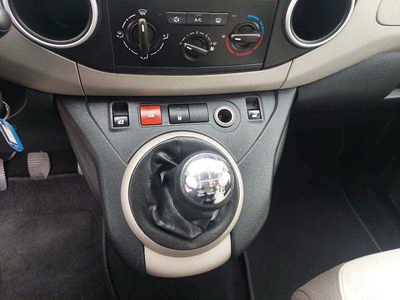 Citroen Berlingo 1, 6HDI 92ps MULTISPACE, снимка 11 - Автомобили и джипове - 49647068