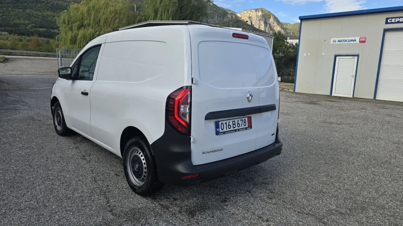 Renault Kangoo Е-tech Швейцария , снимка 5 - Автомобили и джипове - 51991340