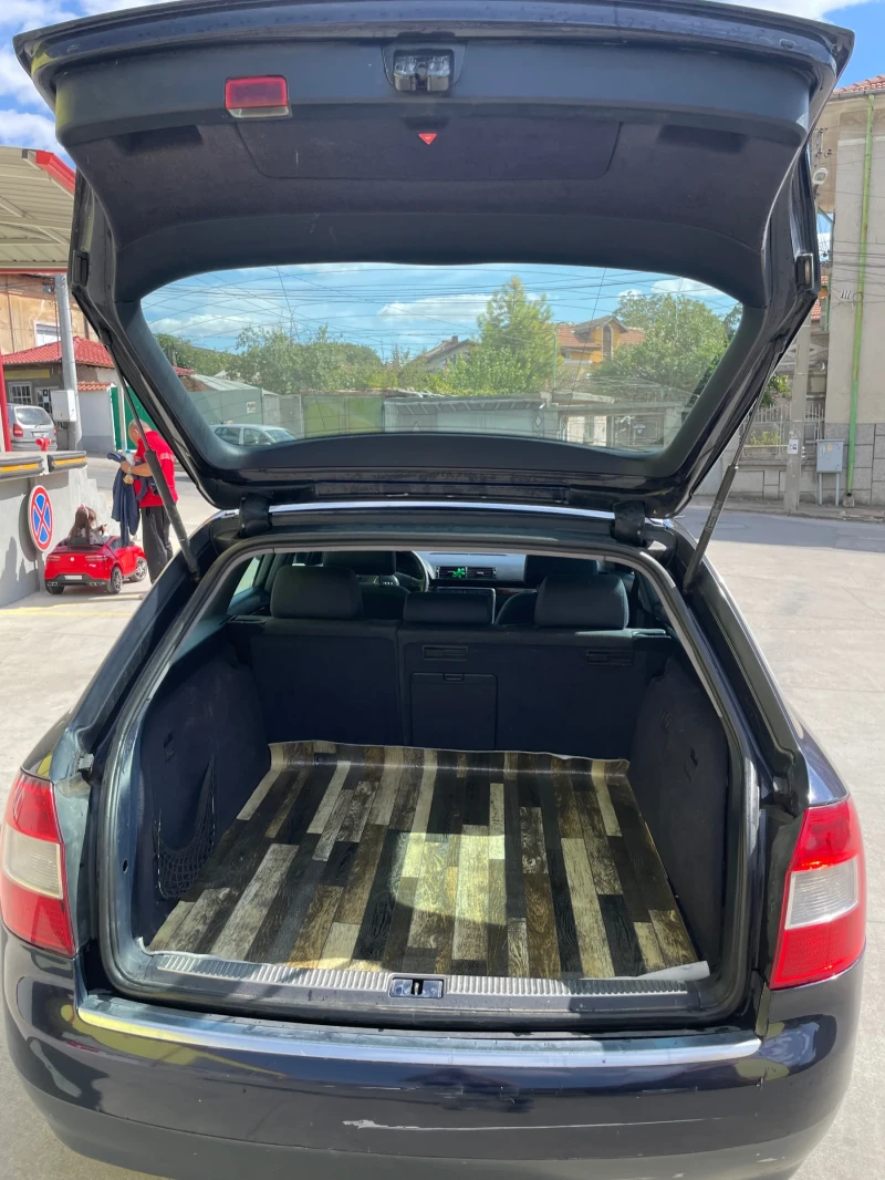 Audi A4, снимка 8 - Автомобили и джипове - 52512799