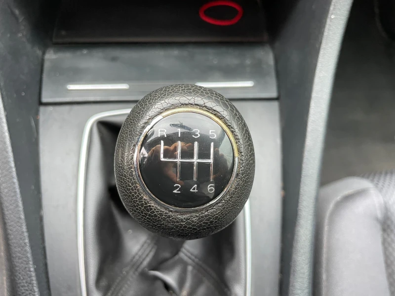 Audi A4 1.9 TDI 131 коня 6 скорости, снимка 11 - Автомобили и джипове - 52548709