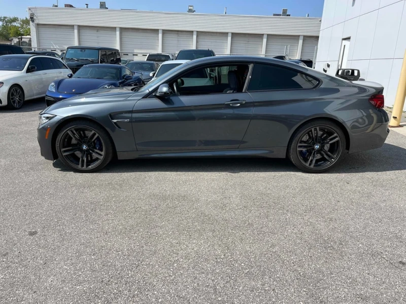 BMW M4 * Coupe * CARFAX * БЕЗ ПЪРВОНАЧАЛНА ВНОСКА, снимка 2 - Автомобили и джипове - 52908741