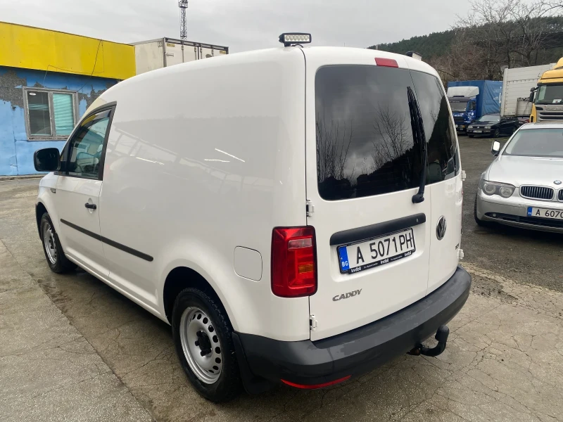 VW Caddy Автоматик, снимка 6 - Автомобили и джипове - 53030763