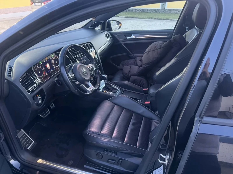 VW Golf 2.0 GTD 7.5 7G Tronic, снимка 11 - Автомобили и джипове - 53135708