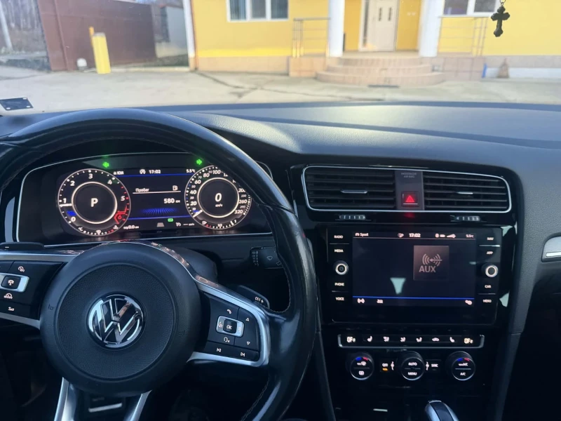 VW Golf 2.0 GTD 7.5 7G Tronic, снимка 8 - Автомобили и джипове - 53135708
