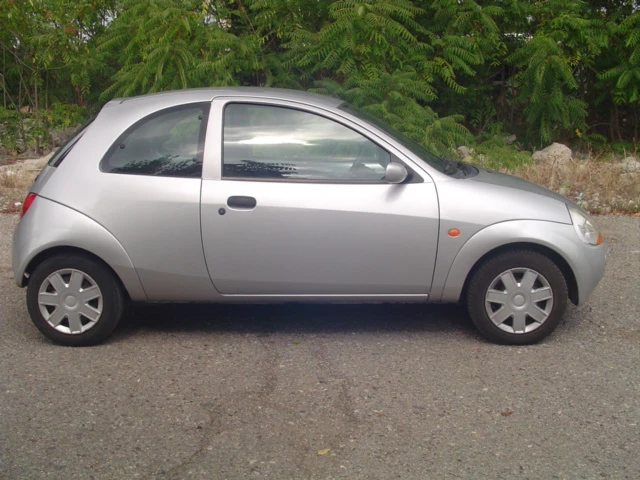 Ford Ka 1, 3 I, снимка 3 - Автомобили и джипове - 47207095