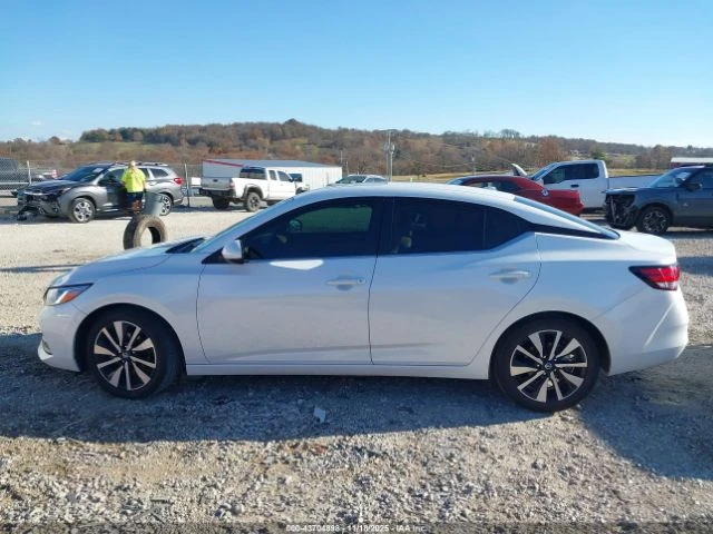 Nissan Sentra ПОДГРЕВ* КАМЕРА* КЕЙЛЕС* LANE* ASSIST, снимка 14 - Автомобили и джипове - 53639323