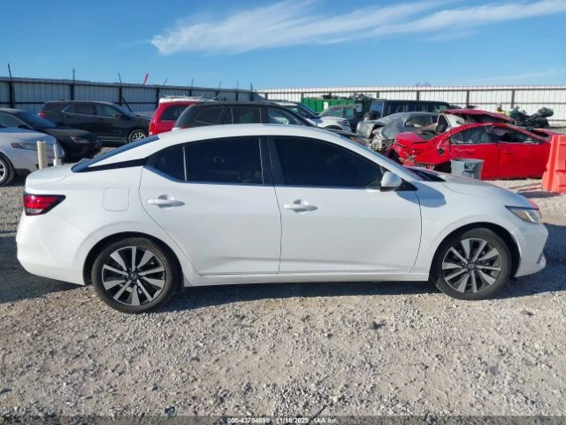 Nissan Sentra ПОДГРЕВ* КАМЕРА* КЕЙЛЕС* LANE* ASSIST, снимка 13 - Автомобили и джипове - 53639323