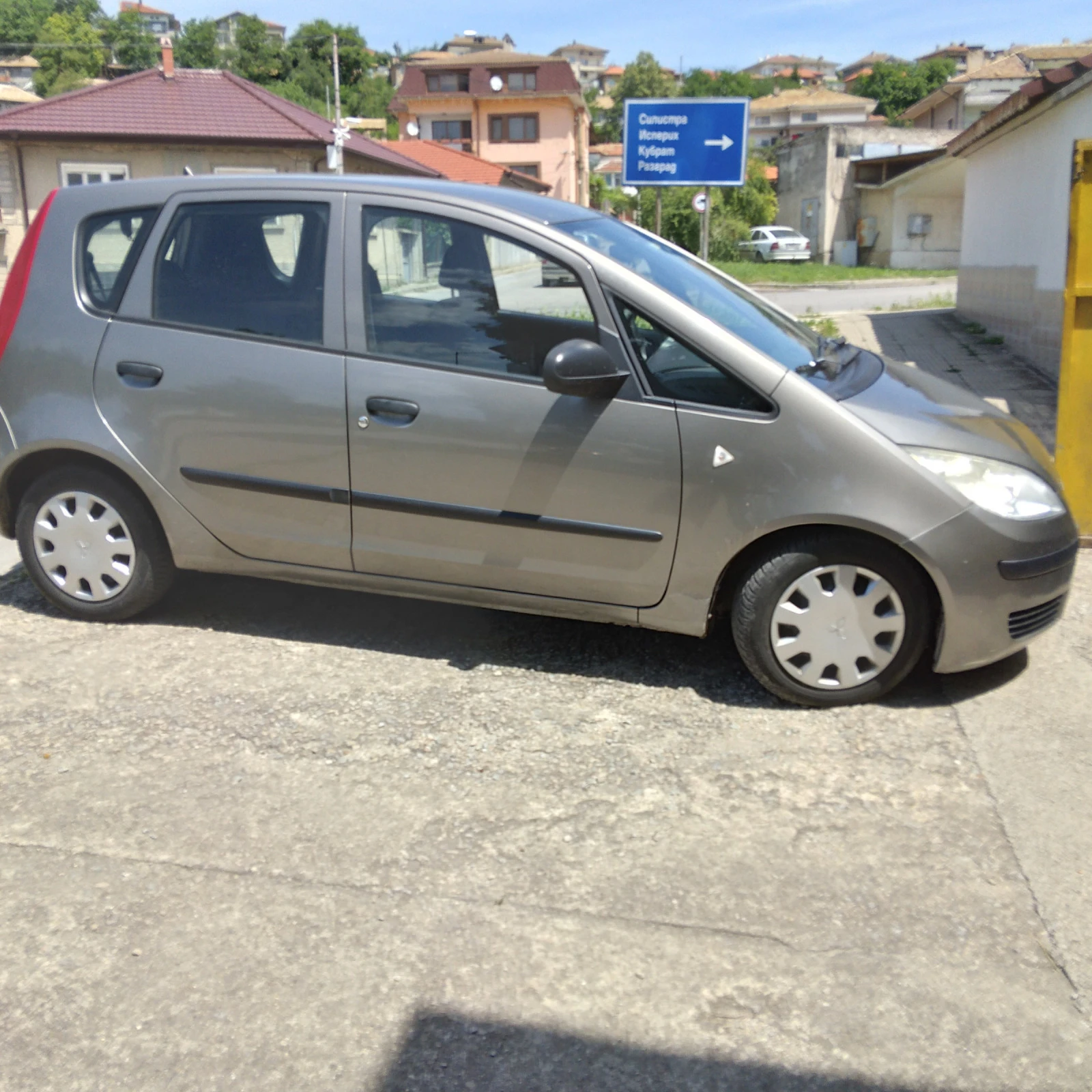 Mitsubishi Colt 1, 5 dci - изображение 2