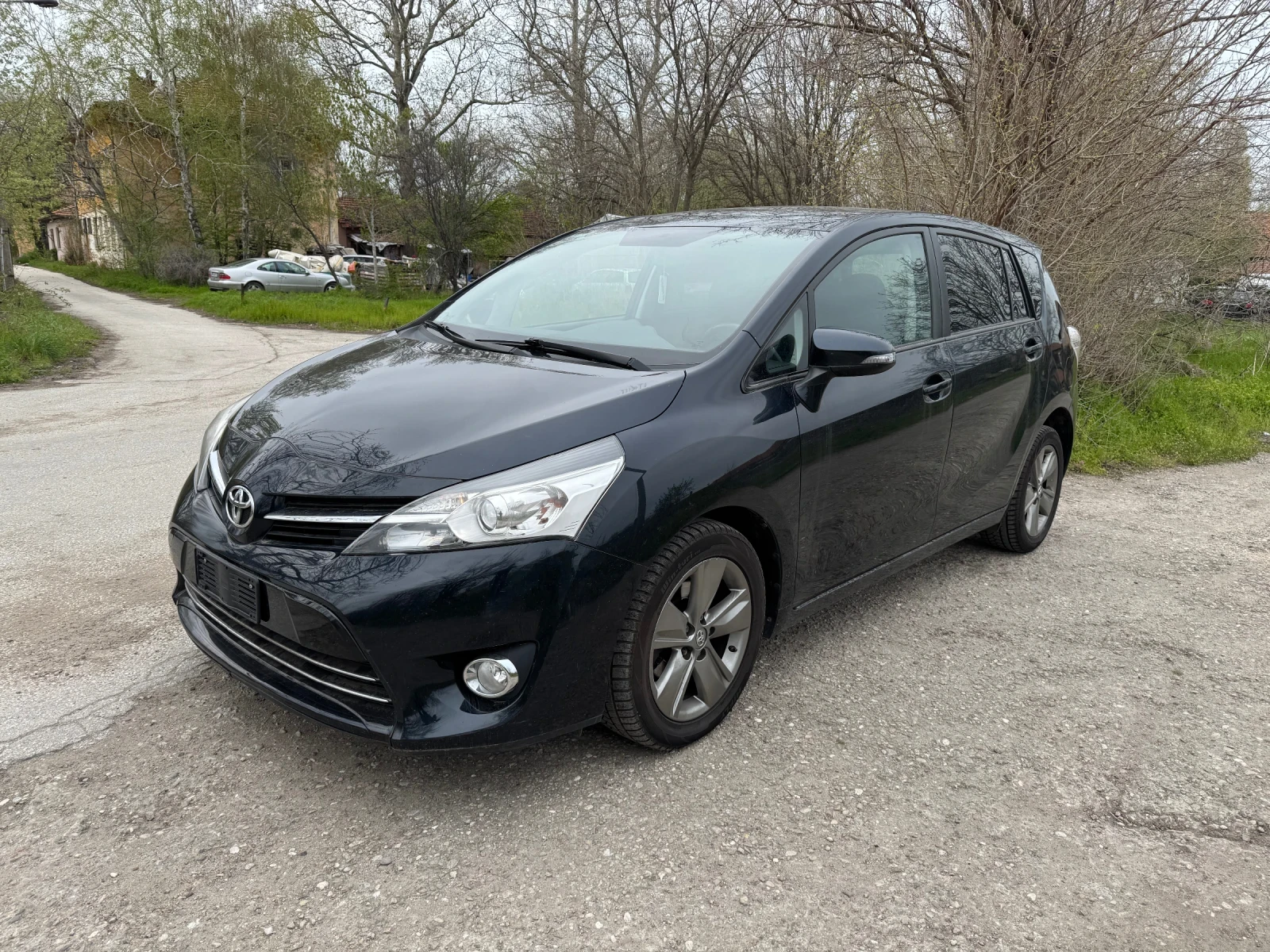 Toyota Verso 1.6D/6+ 1/Нави/Кам/2кл/6-ск/Сервизна История/Автоп - изображение 2