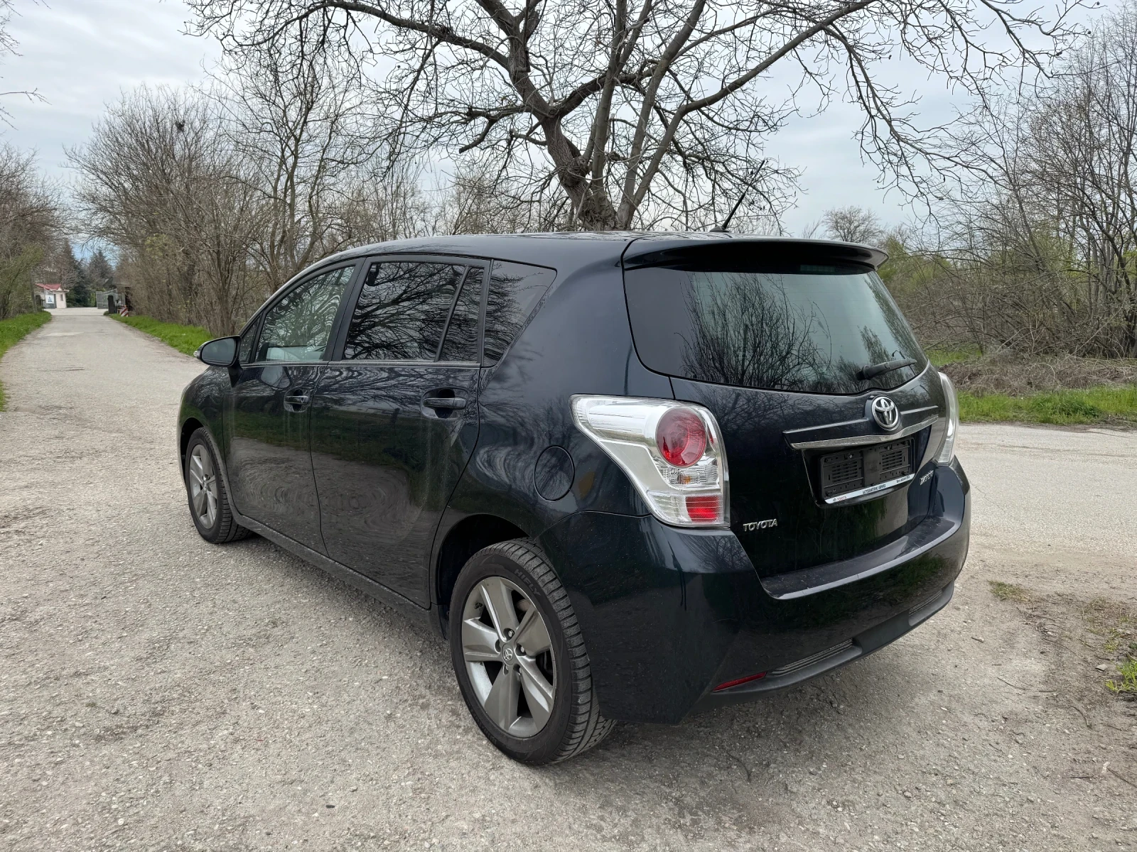 Toyota Verso 1.6D/6+ 1/Нави/Кам/2кл/6-ск/Сервизна История/Автоп - изображение 3