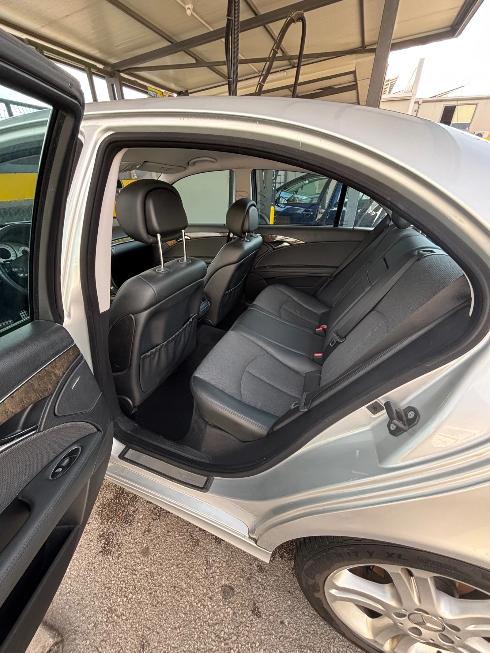Mercedes-Benz E 200  - изображение 9
