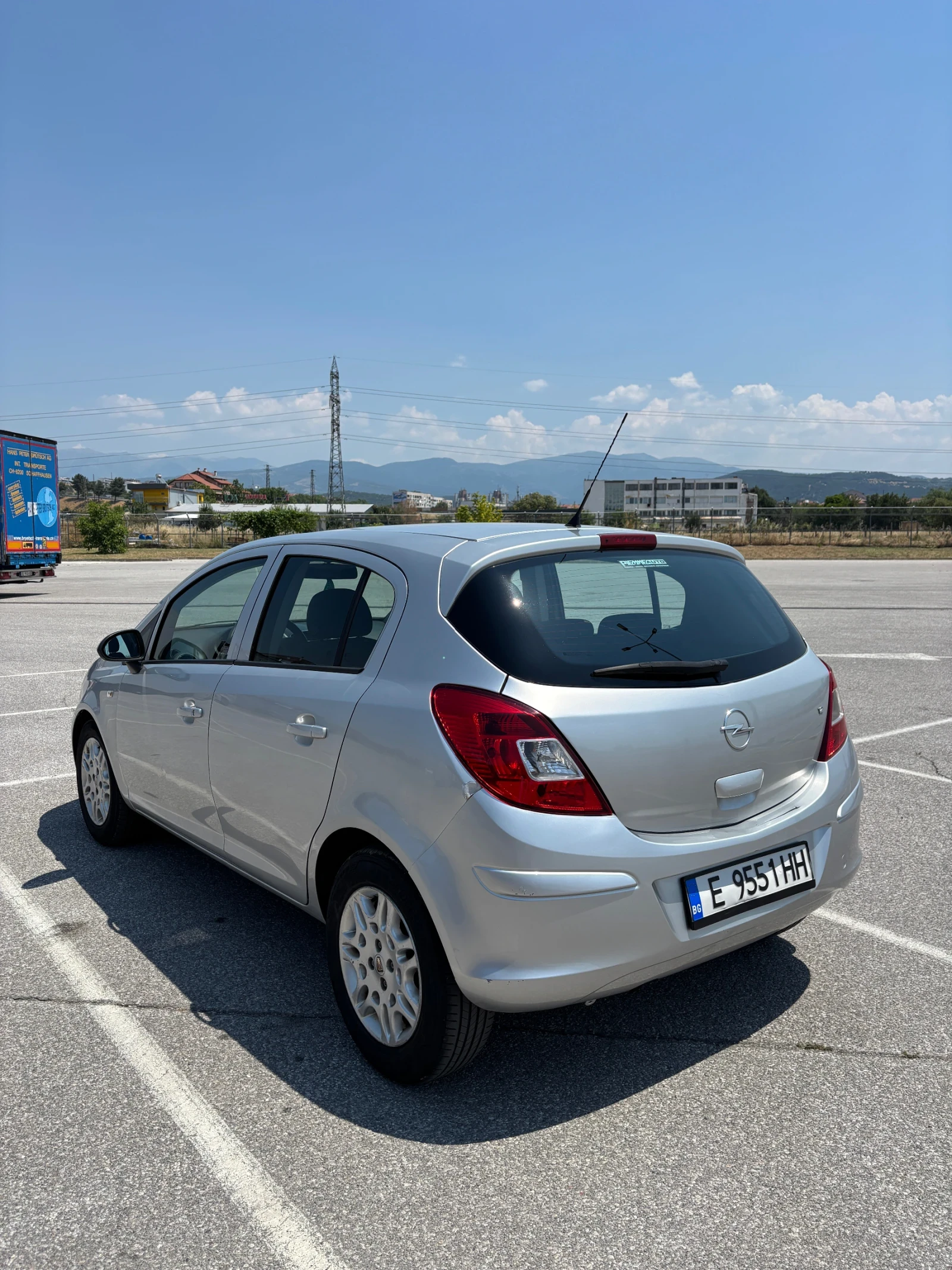 Opel Corsa  - изображение 2