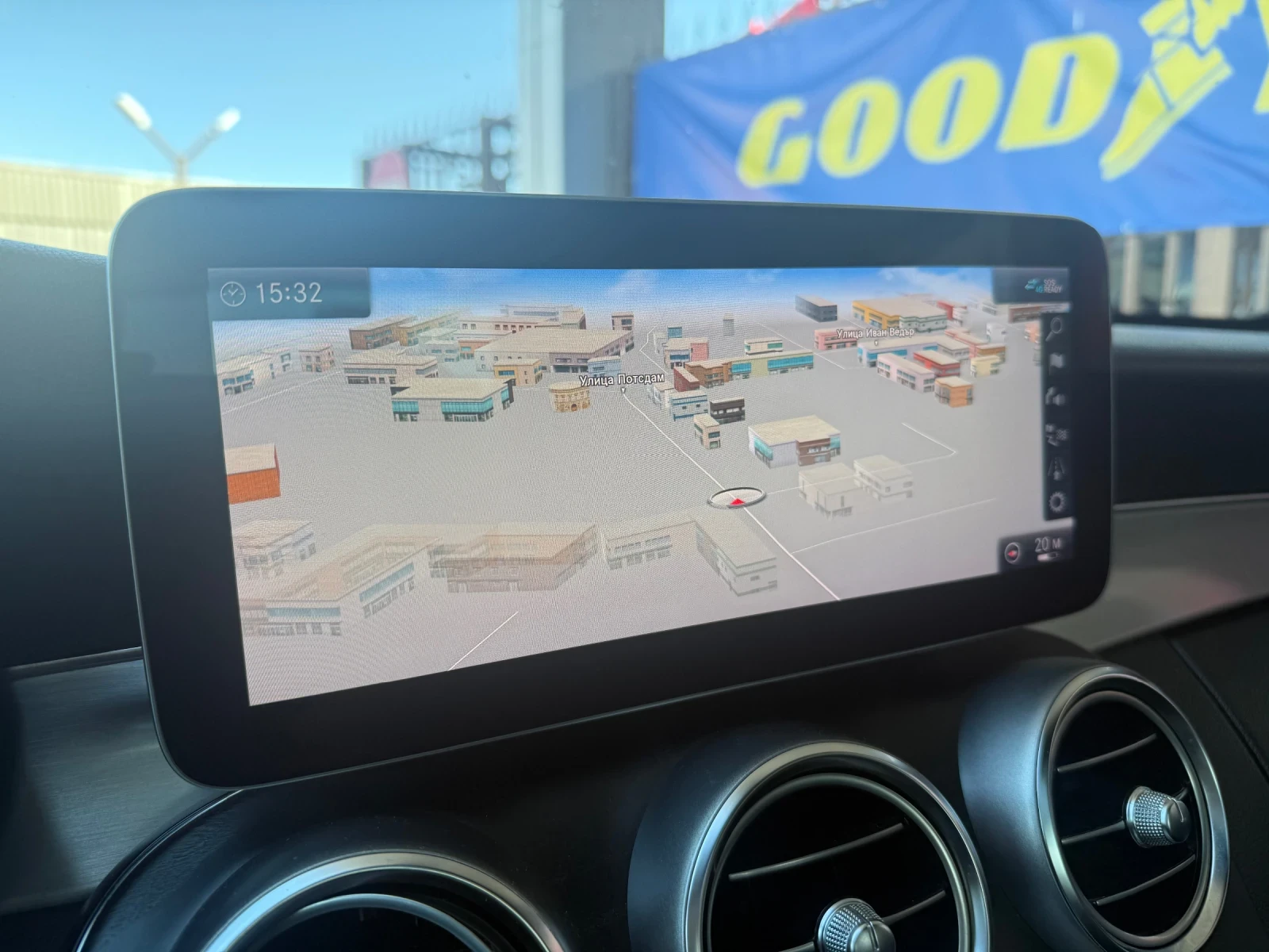 Mercedes-Benz C 220 2020г* FACE* LED* Панорама | Mobile.bg — изображение 11