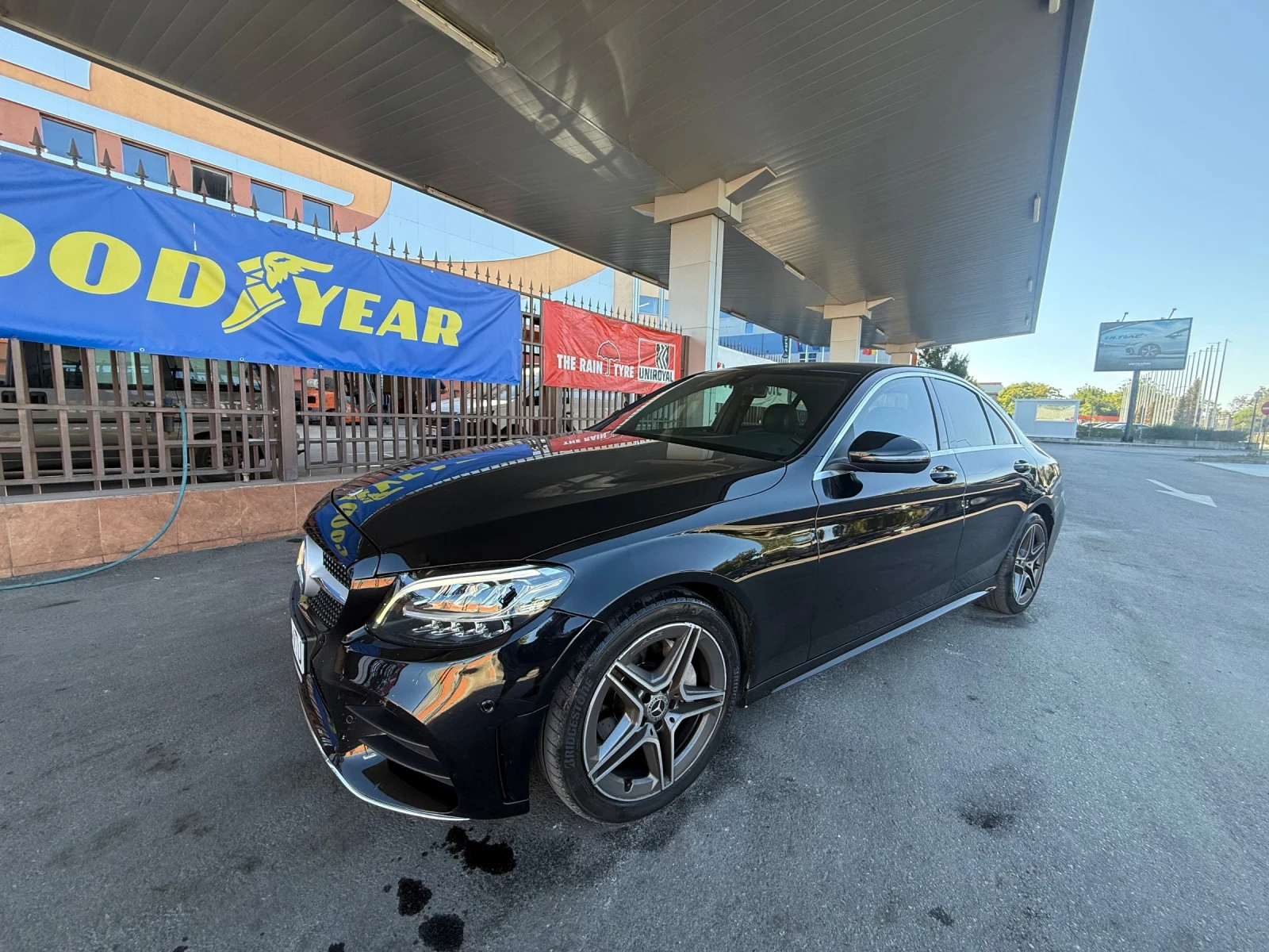 Mercedes-Benz C 220 2020г* FACE* LED* Панорама | Mobile.bg — изображение 1