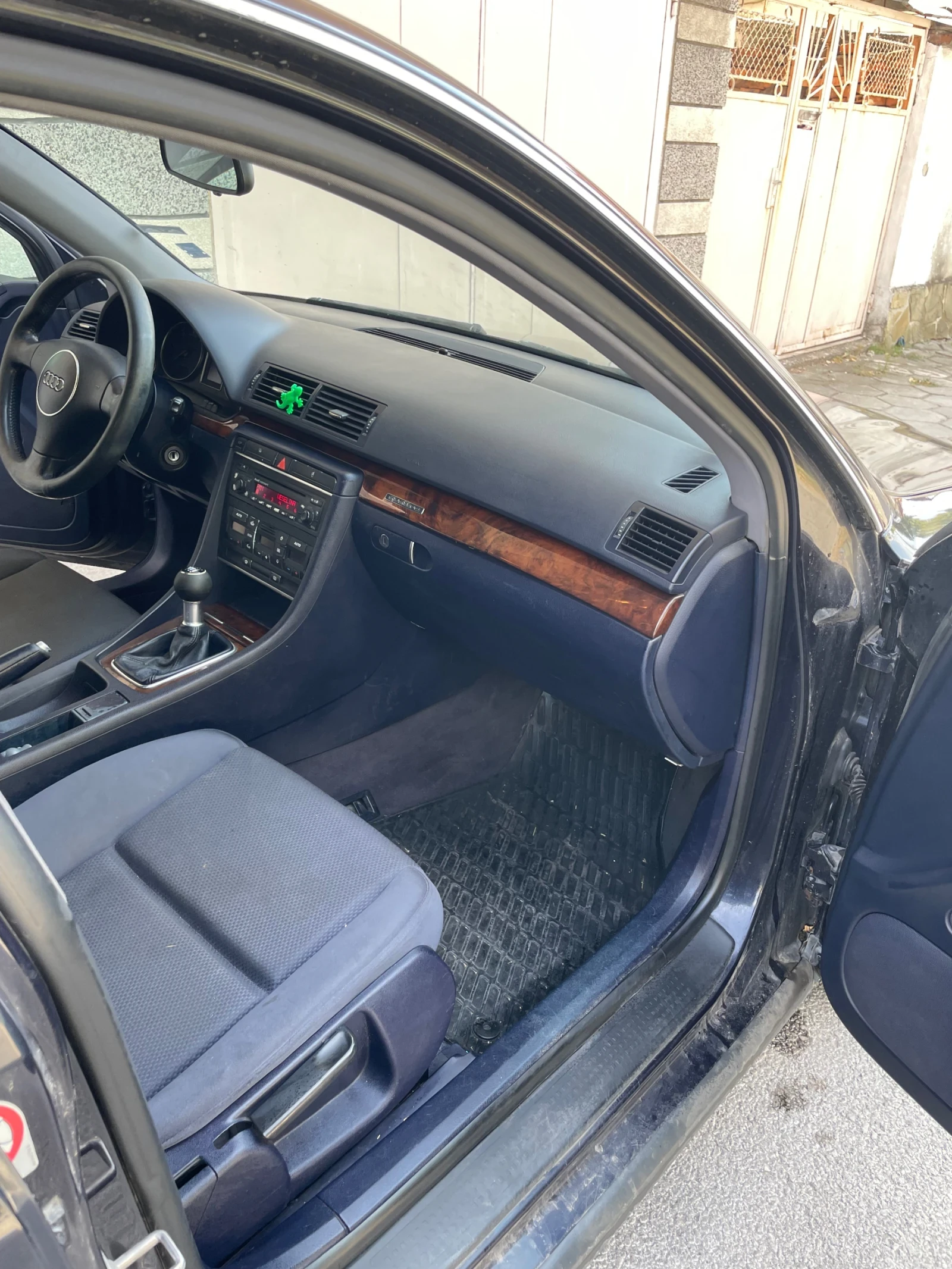 Audi A4 | Mobile.bg   12