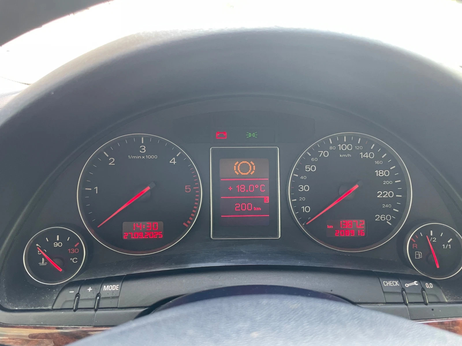 Audi A4 | Mobile.bg   10