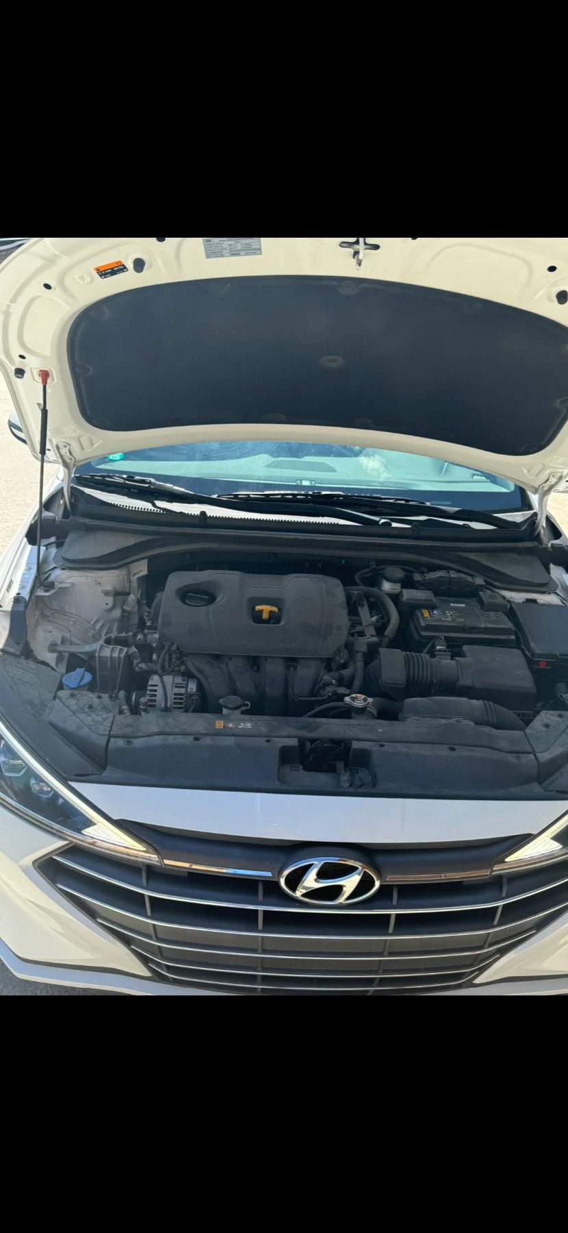 Hyundai Elantra 2.0  | Mobile.bg   12