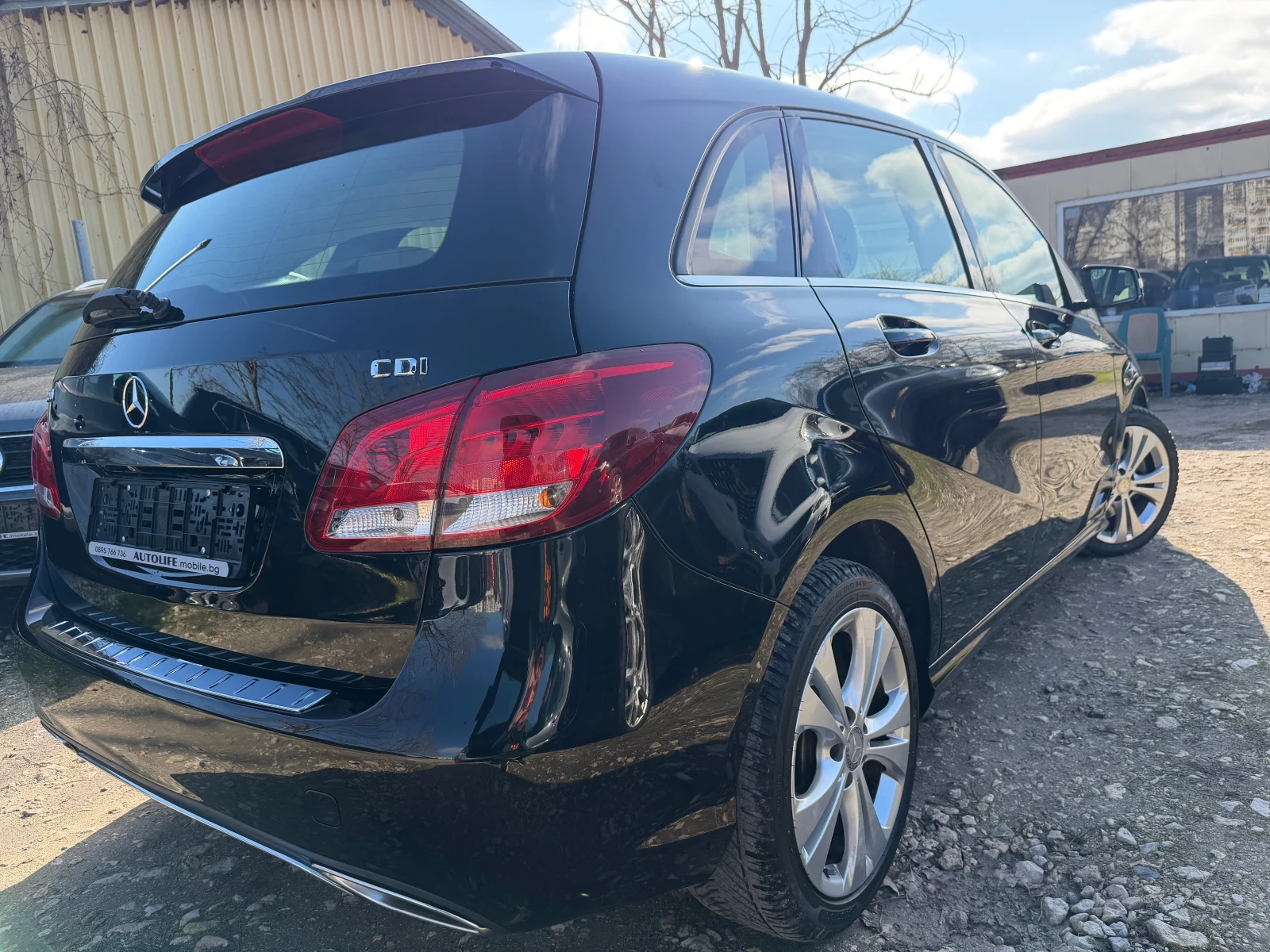 Mercedes-Benz B 200 FACELIFT AVTOMAT KOJA NAVI TEGLICH - изображение 2