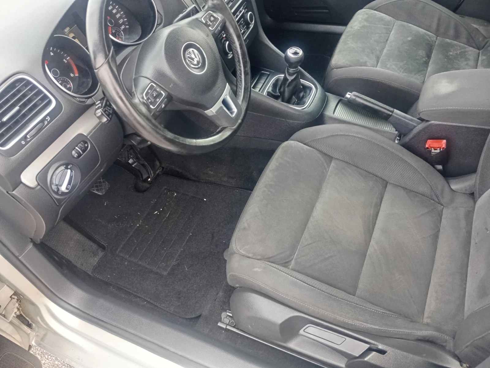 VW Golf 2.0 ����� 4?4 | Mobile.bg � ����������� 10