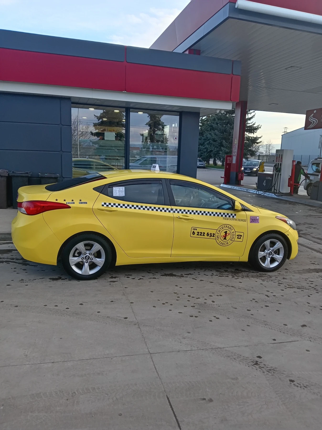 Hyundai Elantra  - изображение 3