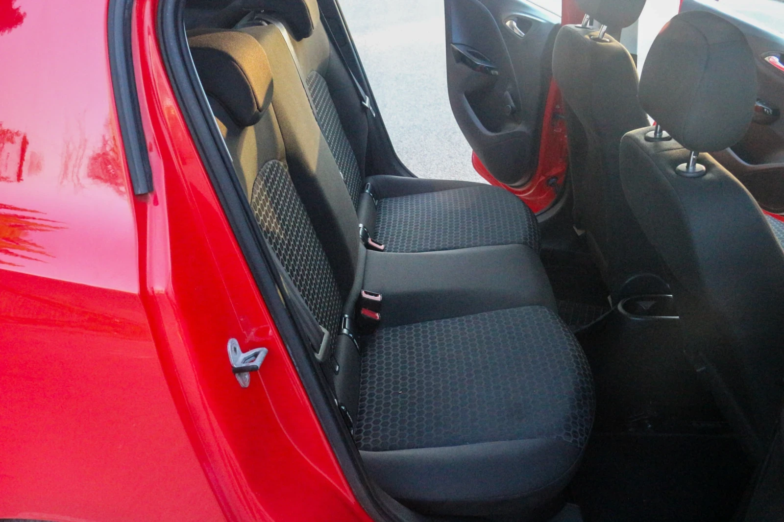 Opel Corsa 1.3 mjet EURO 6b - изображение 7