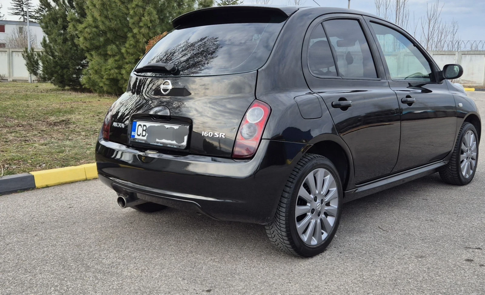 Nissan Micra 1.6 SR, снимка 5 - Автомобили и джипове - 53890408