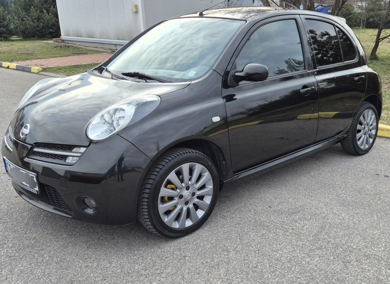 Nissan Micra 1.6 SR