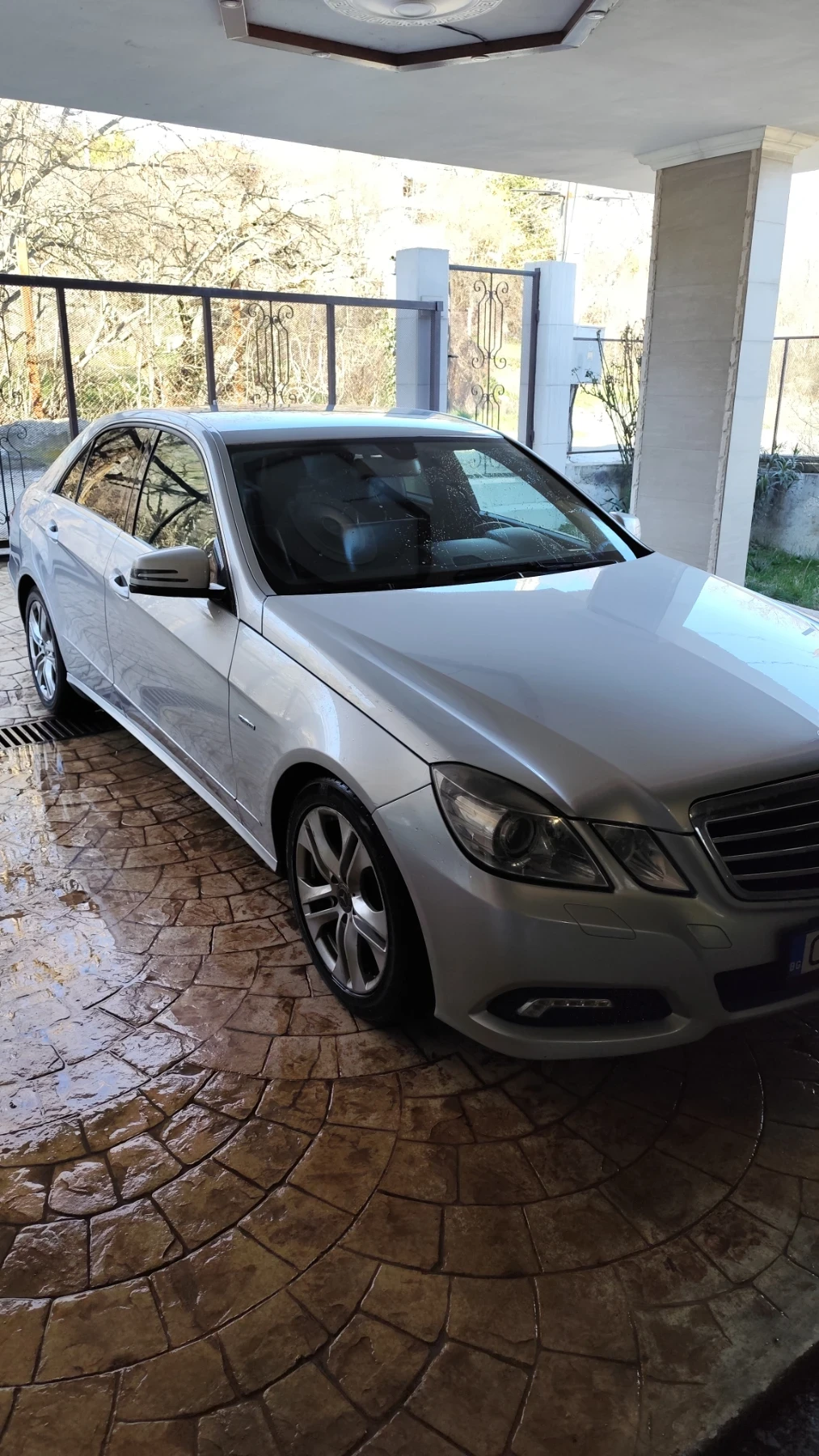 Mercedes-Benz E 350, снимка 4 - Автомобили и джипове - 53950882