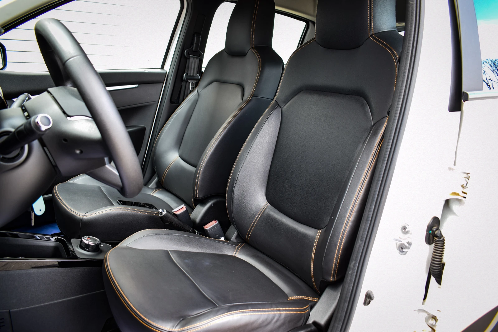 Dacia Spring ELECTIC АВТОМАТИК / КОЖА / КАМЕРА, снимка 8 - Автомобили и джипове - 54010974