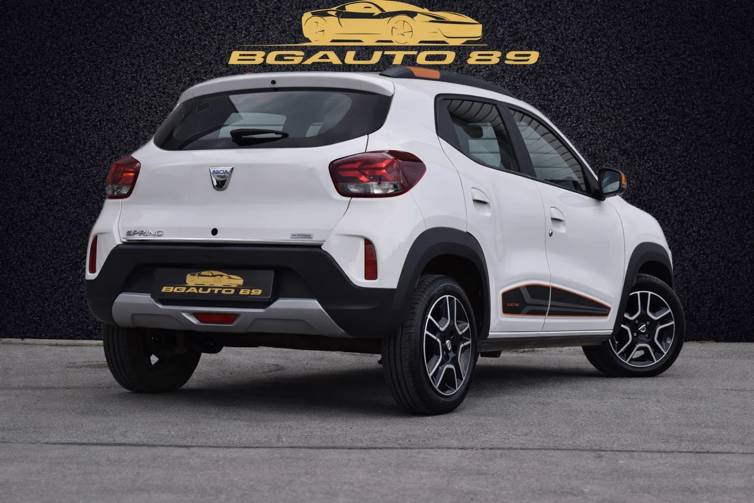 Dacia Spring ELECTIC АВТОМАТИК / КОЖА / КАМЕРА, снимка 6 - Автомобили и джипове - 54010974