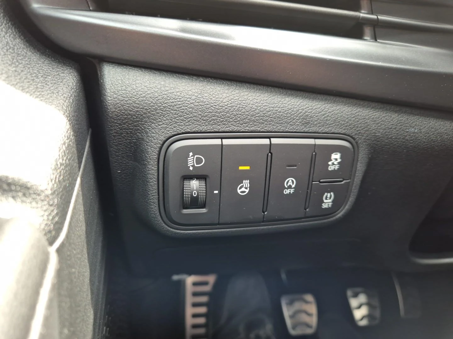 Hyundai Bayon 1.0 - Petrol - Manual, снимка 8 - Автомобили и джипове - 54628199