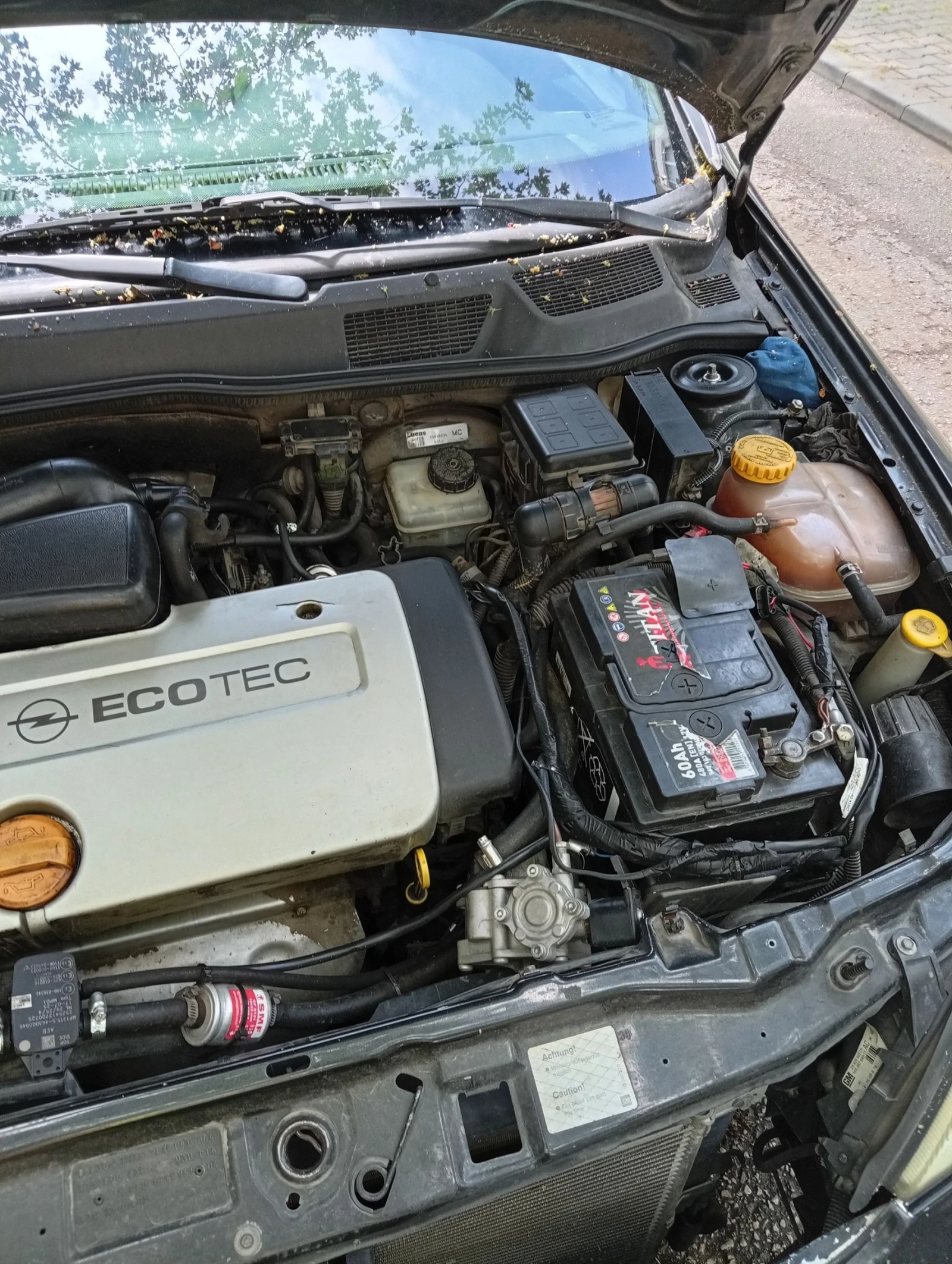 Opel Astra 1.6, снимка 5 - Автомобили и джипове - 54722840