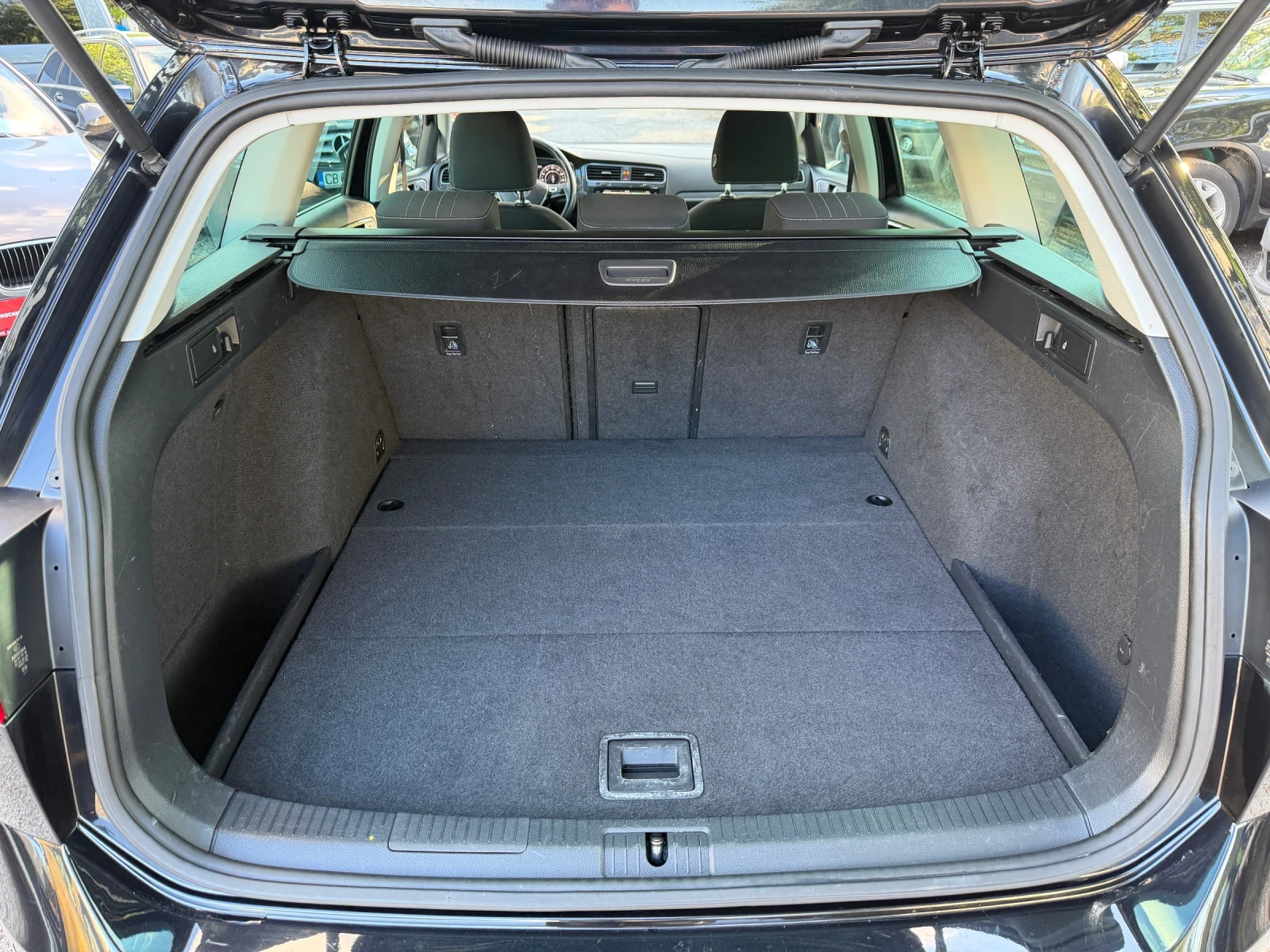 VW Golf ALLTRACK 1.8TSI 4x4 DSG VIRTUAL , снимка 13 - Автомобили и джипове - 54801061