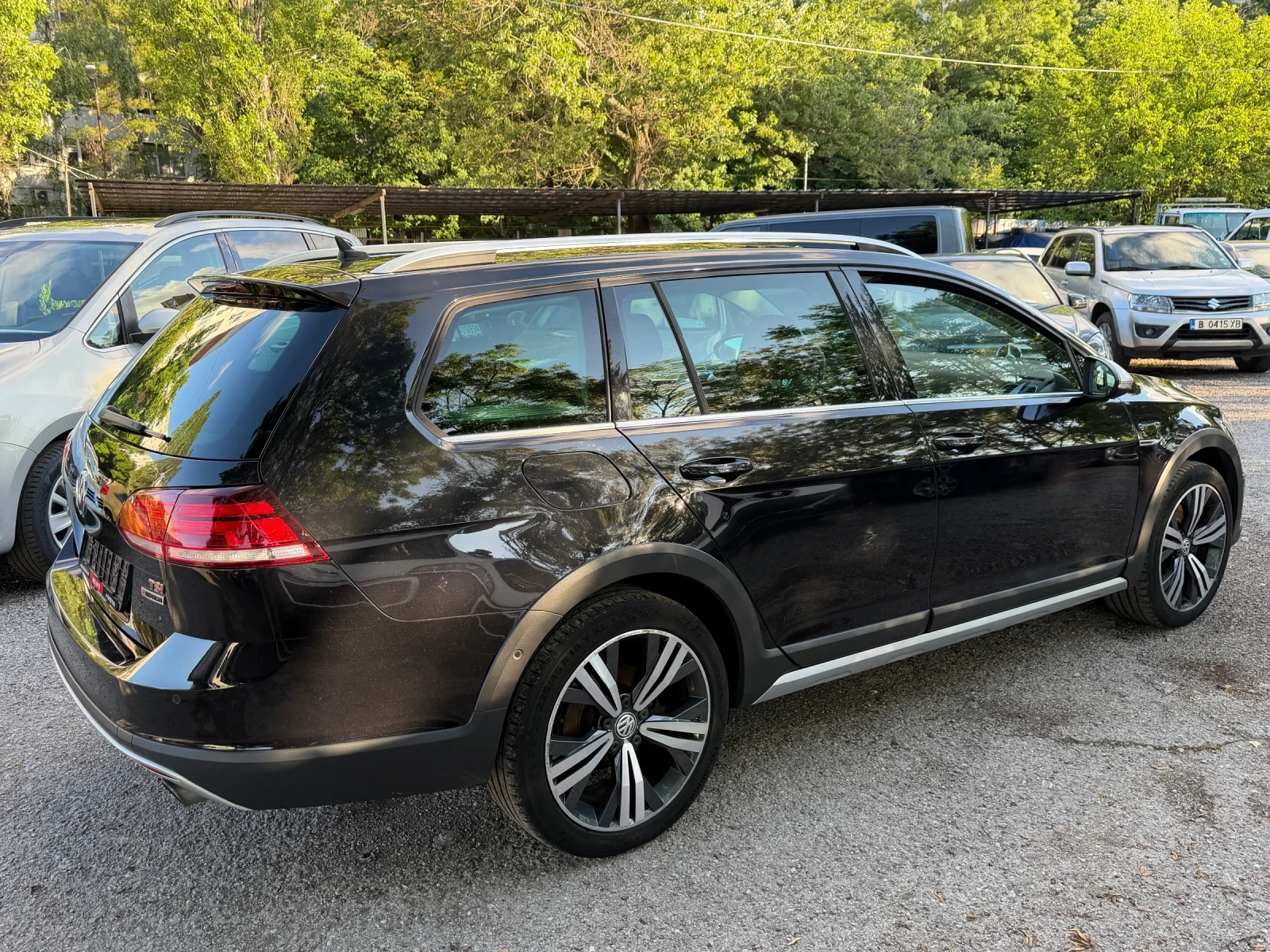 VW Golf ALLTRACK 1.8TSI 4x4 DSG VIRTUAL , снимка 4 - Автомобили и джипове - 54801061