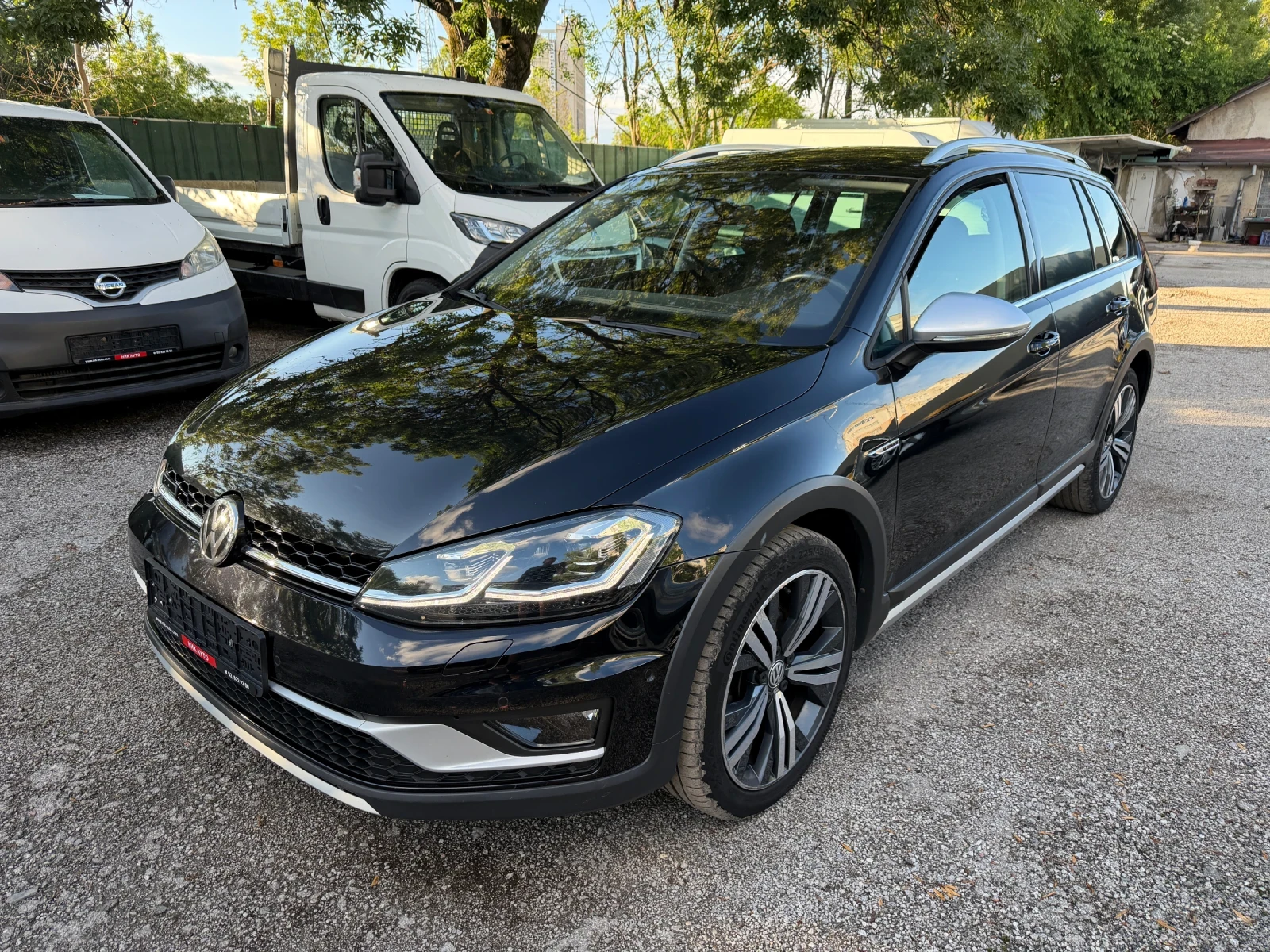 VW Golf ALLTRACK 1.8TSI 4x4 DSG VIRTUAL , снимка 2 - Автомобили и джипове - 54801061