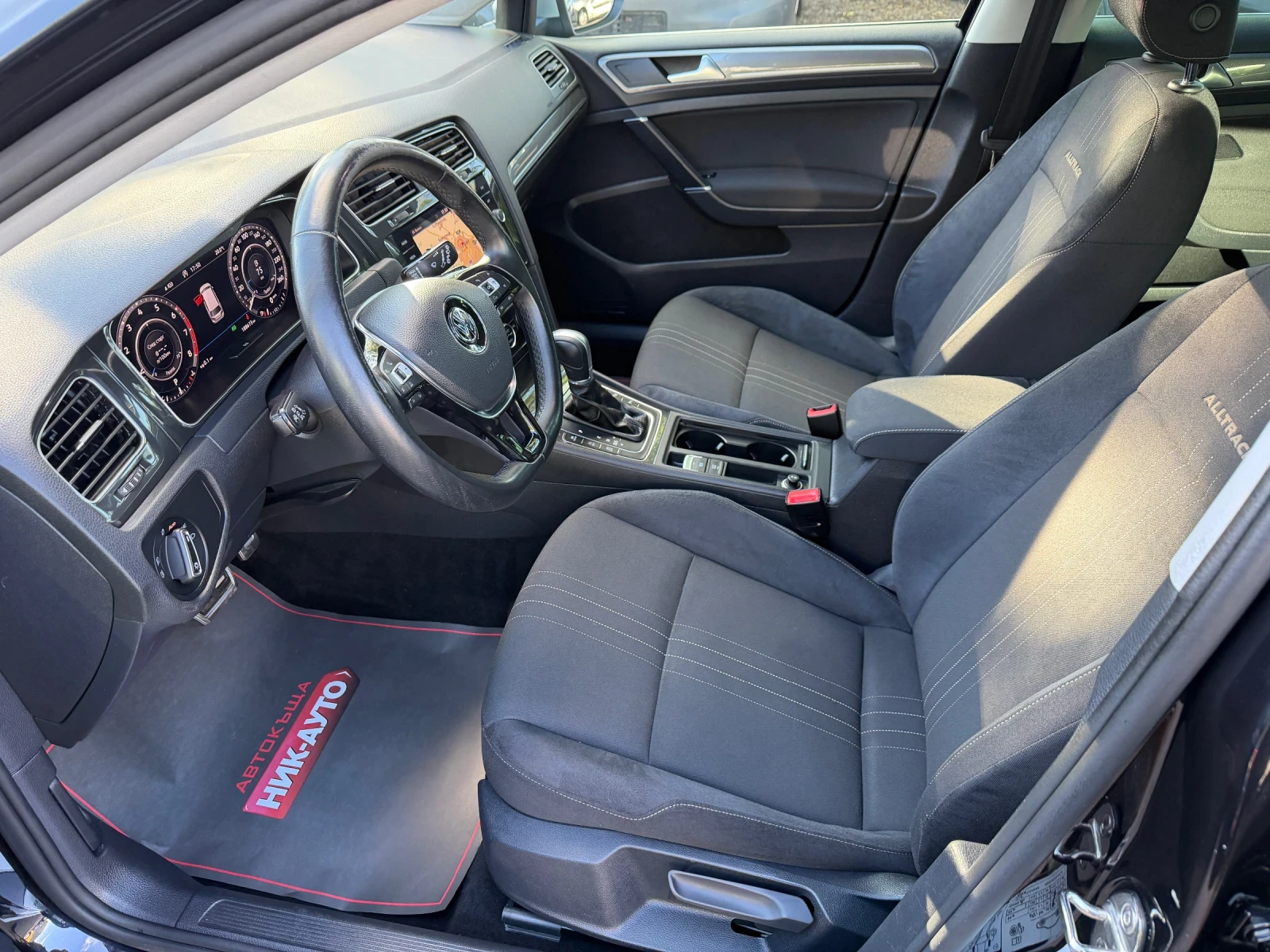 VW Golf ALLTRACK 1.8TSI 4x4 DSG VIRTUAL , снимка 16 - Автомобили и джипове - 54801061