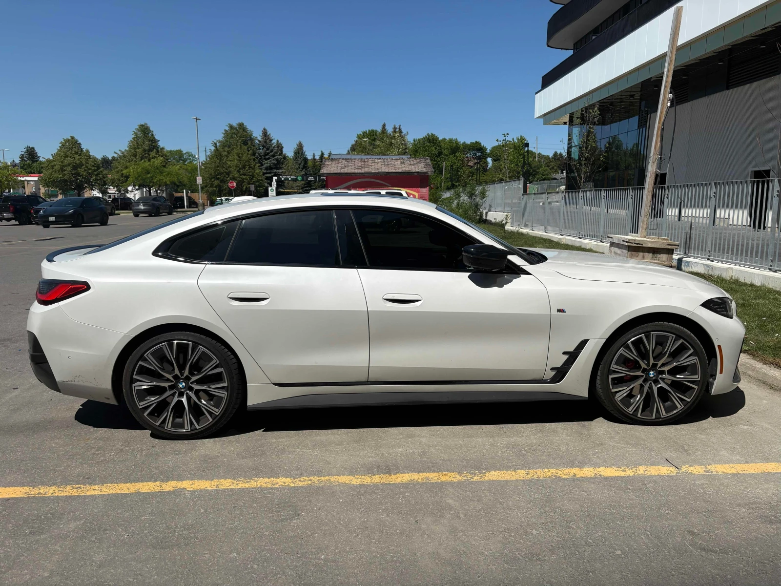 BMW 440 m440i xDrive/Gran Coupe/H&K/Head Up/Шибедах, снимка 4 - Автомобили и джипове - 54910606