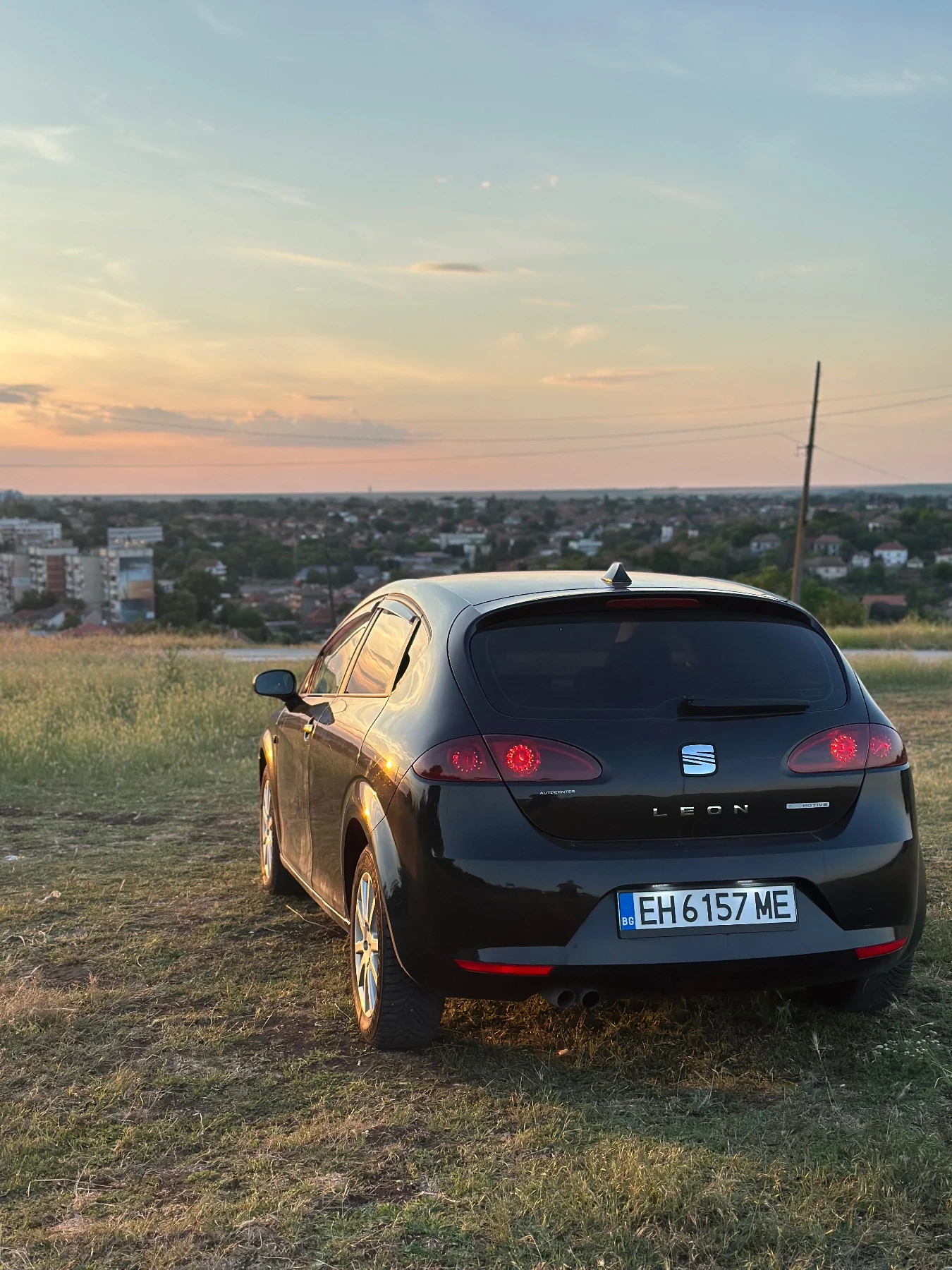 Seat Leon 1.9tdi, снимка 2 - Автомобили и джипове - 55013411