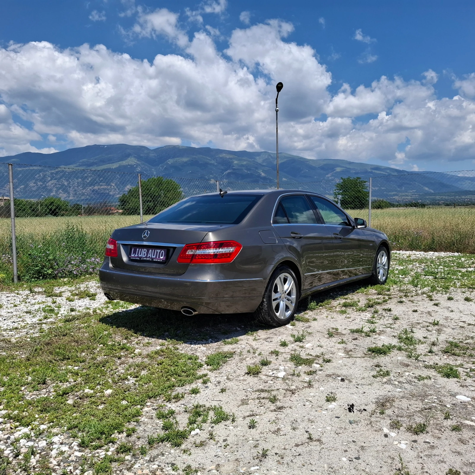 Mercedes-Benz E 350 Германия HARMAN/KARDON EURO 5 AVANTGARDE, снимка 7 - Автомобили и джипове - 55048911