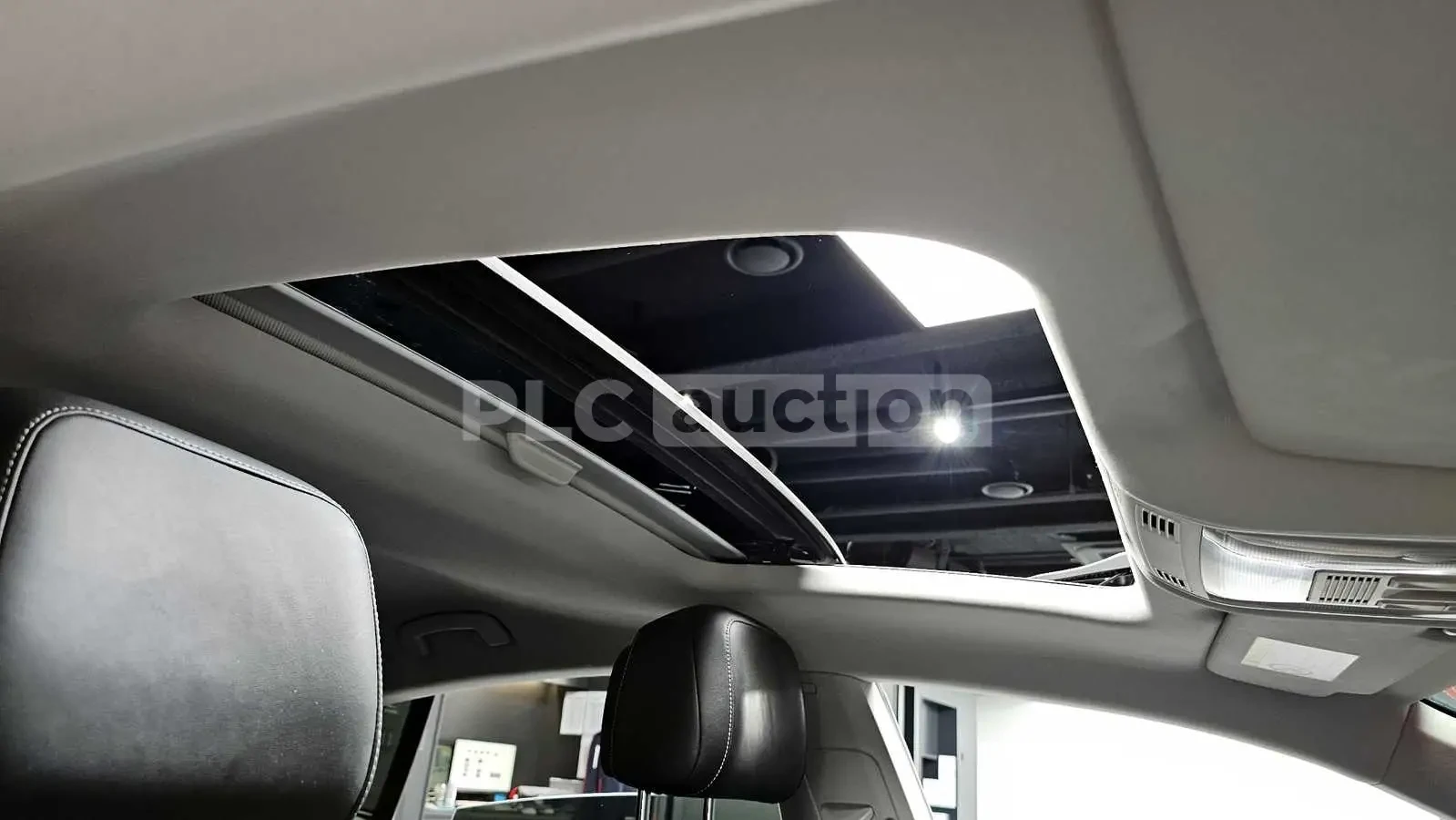 VW Arteon PRESTIGE /360/PANORAMA/ПОДГРЕВ/ОБДУХВАНЕ/, снимка 15 - Автомобили и джипове - 55156625